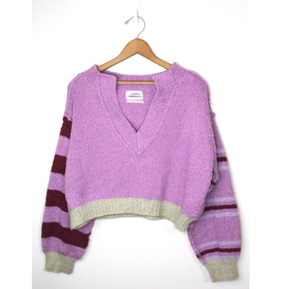 Urban Outfitters Notched V-Neck Sweater - Picture 3 of 10